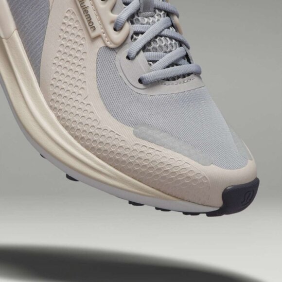 NWT Lululemon Blissfeel Trail Womens Running Shoe Silver Drop / Baked - Picture 3 of 15